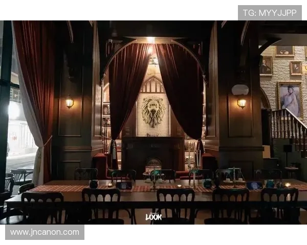 德国队驻地曝光 酒店如霍格沃茨旁牛排馆